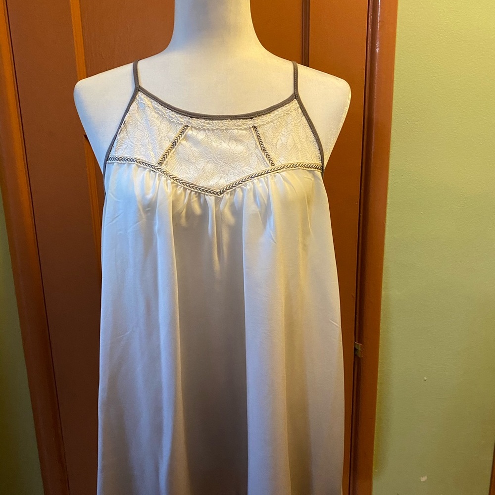 Summer blouse - Picture 2 of 3